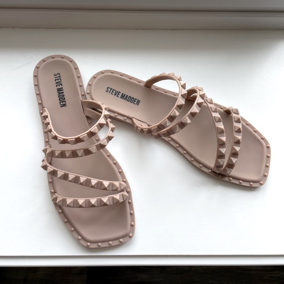 Steve Madden Skyler-J studded sandals - Picture 1 of 4